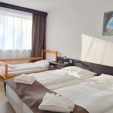 Hotel Hungária Siófok Esterno foto