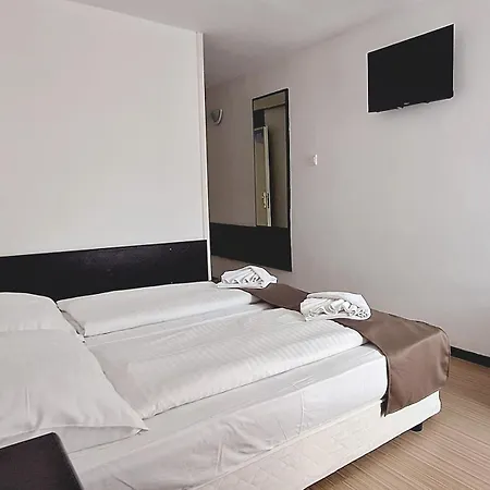 Hotel Hungária Siófok Esterno foto