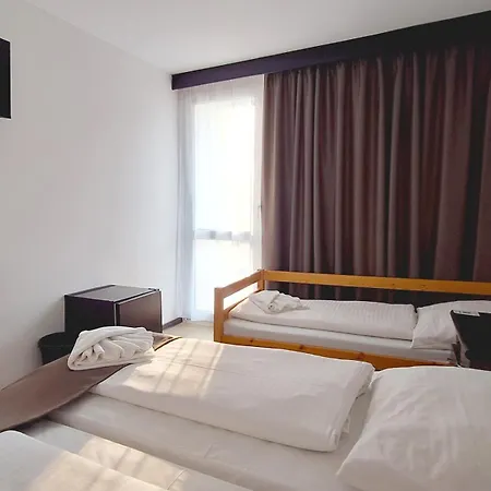 Hotel Hungária Siófok Esterno foto